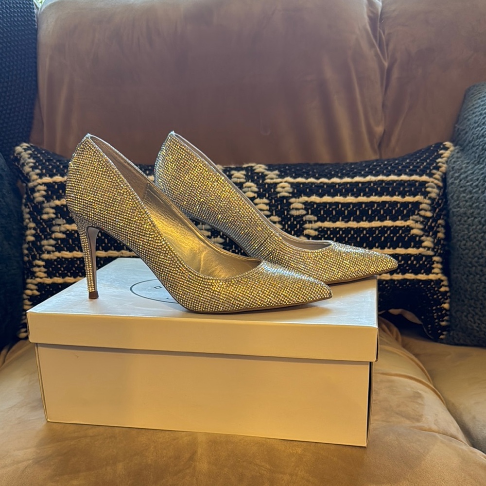 Bridal Crystal Heels- Steve Madden ‘LIT’ size 7